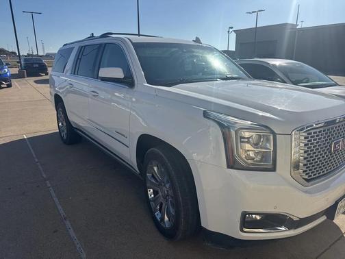 2016 GMC Yukon XL Denali