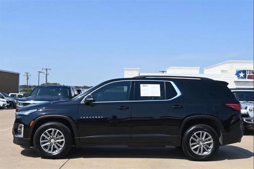 2022 Chevrolet Traverse LT Cloth