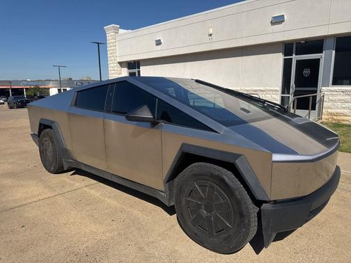 Ultra-Hard Stainless Steel 2025 Tesla Cybertruck All-Wheel Drive