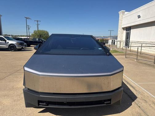 Ultra-Hard Stainless Steel 2025 Tesla Cybertruck All-Wheel Drive