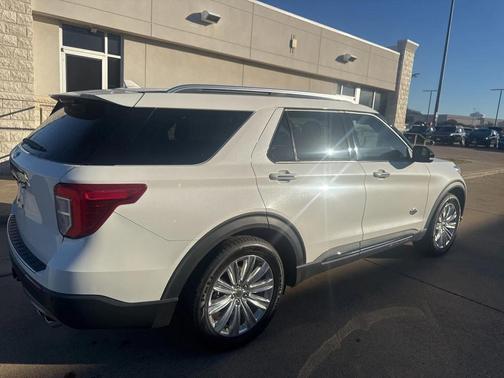 2022 Ford Explorer King Ranch