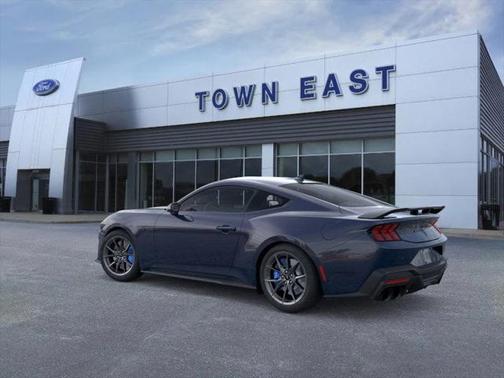 2025 Ford Mustang Dark Horse Fastback