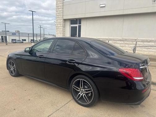 2019 Mercedes-Benz E-Class E 300