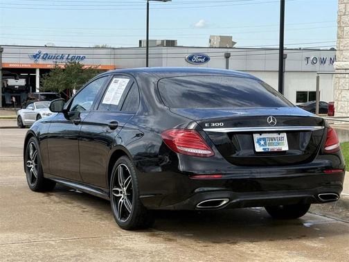 2019 Mercedes-Benz E-Class E 300
