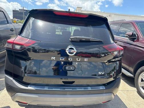 Super Black 2021 Nissan Rogue SV