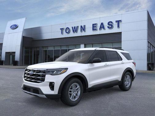 Star White Metallic Tri-Coat 2026 Ford Explorer Active