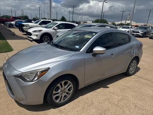 2017 Toyota Yaris iA Base