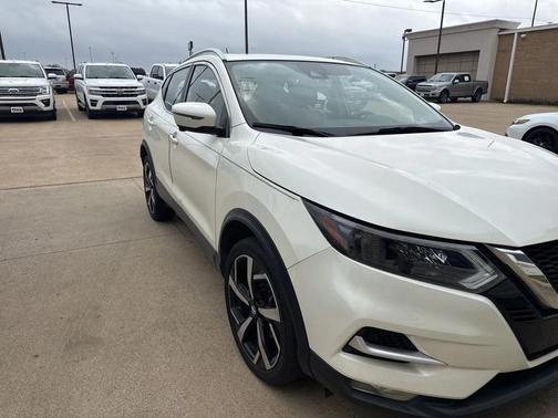 2020 Nissan Rogue Sport SL