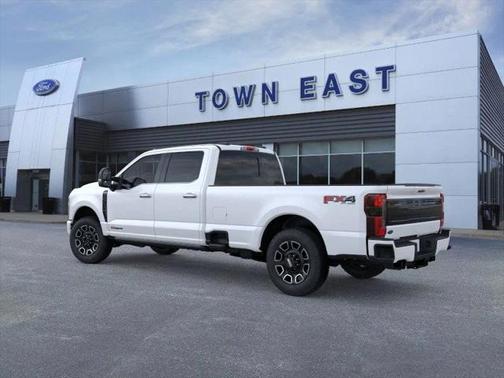 2025 Ford F-350 Platinum