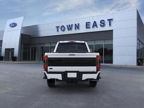 2025 Ford F-350 Platinum