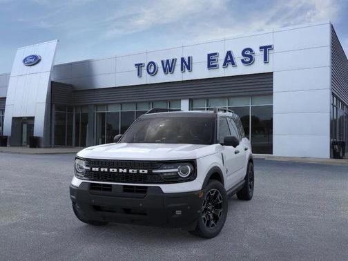 Space White Metallic 2026 Ford Bronco Sport Outer Banks