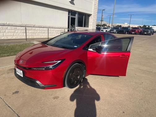 2024 Toyota Prius LE