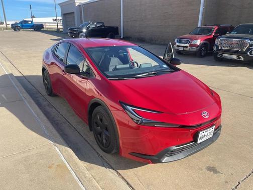 2024 Toyota Prius LE