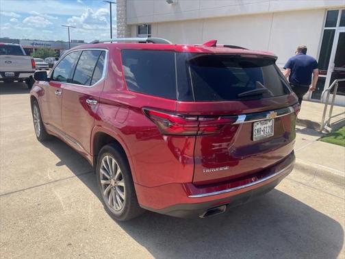 2023 Chevrolet Traverse Premier