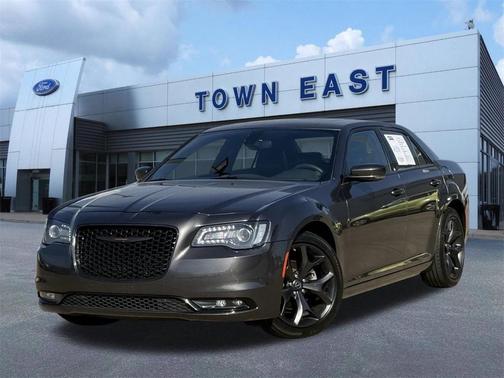 2023 Chrysler 300 S