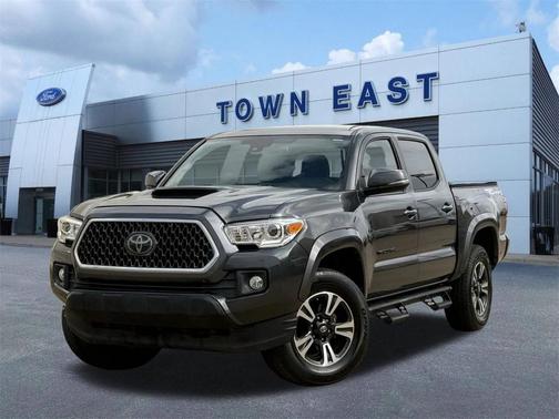 2018 Toyota Tacoma TRD Sport