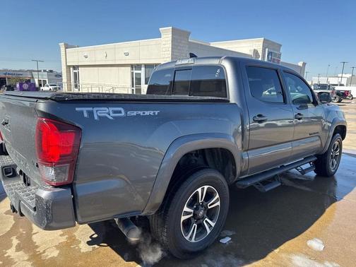 2018 Toyota Tacoma TRD Sport