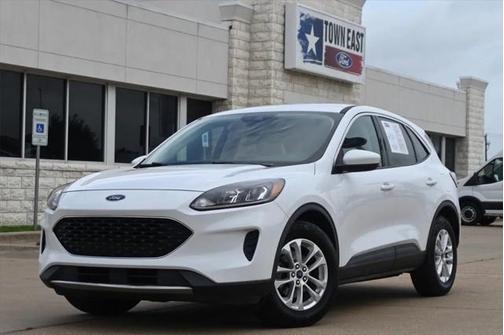 2021 Ford Escape SE