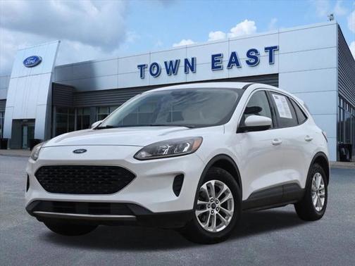 2021 Ford Escape SE