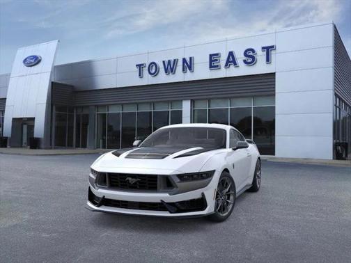 2025 Ford Mustang Dark Horse Fastback