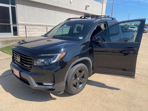 2022 Honda Ridgeline Black