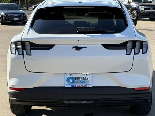 2023 Ford Mustang Mach-E Select