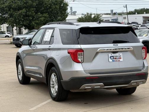 Silver Metallic 2024 Ford Explorer XLT