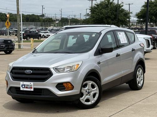 Ingot Silver Metallic 2017 Ford Escape S