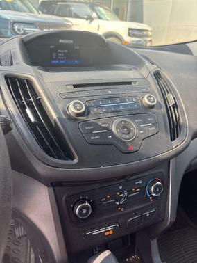 Ingot Silver Metallic 2017 Ford Escape S