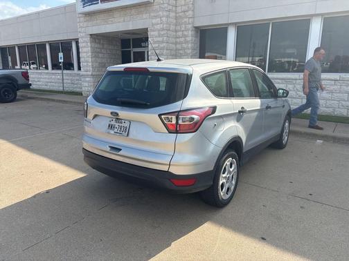 Ingot Silver Metallic 2017 Ford Escape S