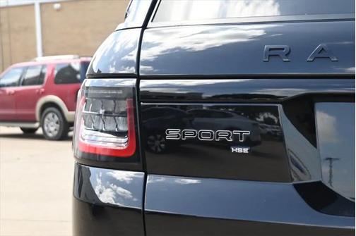 2022 Land Rover Range Rover Sport HSE Silver Edition
