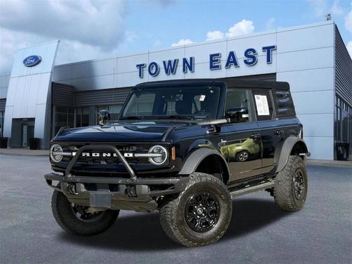 2022 Ford Bronco Outer Banks