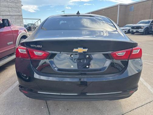 2017 Chevrolet Malibu 1LS