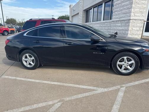 2017 Chevrolet Malibu 1LS