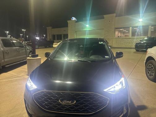 2021 Ford Edge Titanium