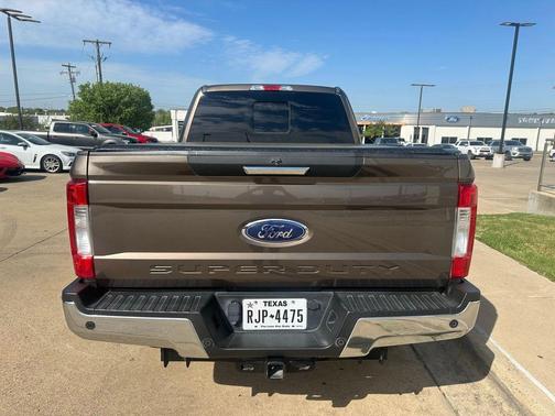 Caribou Metallic 2017 Ford F-250 XLT