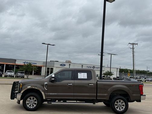 Caribou Metallic 2017 Ford F-250 XLT