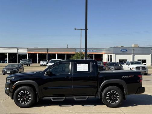 2024 Nissan Frontier PRO-X