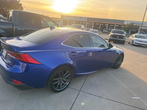 2020 Lexus IS 300 Base