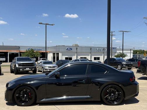 Black Sapphire Metallic 2024 BMW M2