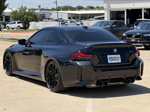 Black Sapphire Metallic 2024 BMW M2