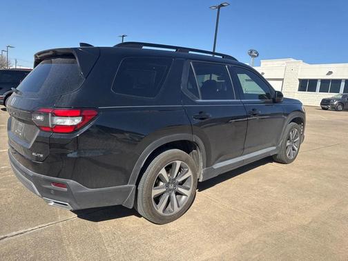 2024 Honda Pilot Elite