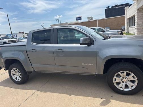 Satin Steel Metallic 2019 Chevrolet Colorado LT