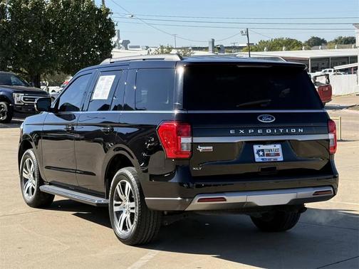 2022 Ford Expedition XLT