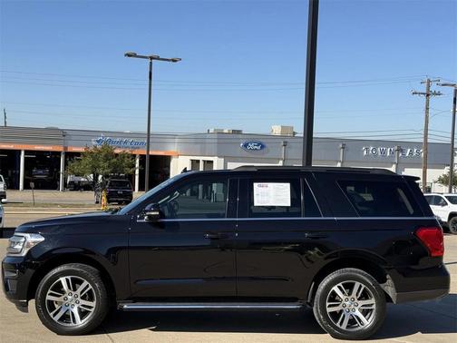 2022 Ford Expedition XLT