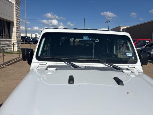 Bright White Clearcoat 2020 Jeep Gladiator Sport S