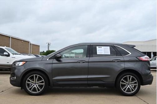 2020 Ford Edge Titanium