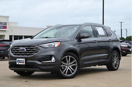 2020 Ford Edge Titanium