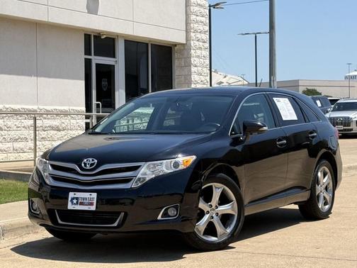 Attitude Black 2014 Toyota Venza XLE