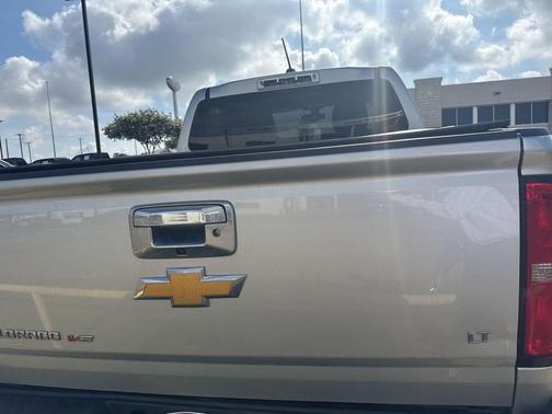 Silver Ice Metallic 2019 Chevrolet Colorado LT